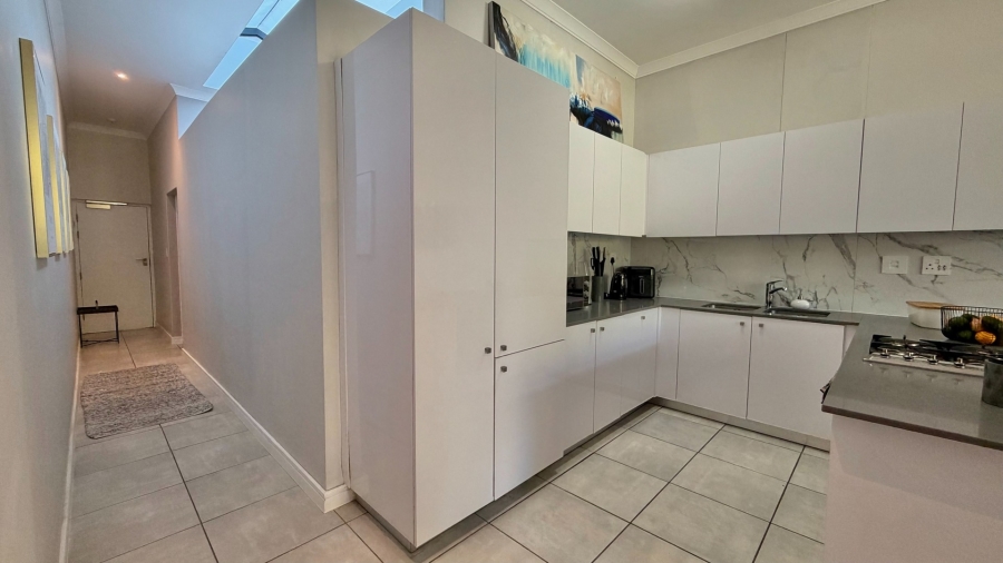1 Bedroom Property for Sale in Paardevlei Western Cape